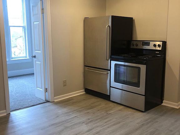 3rd image of 106 E German St #201