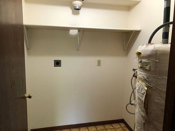4th image of 2908 Birch St APT 5
