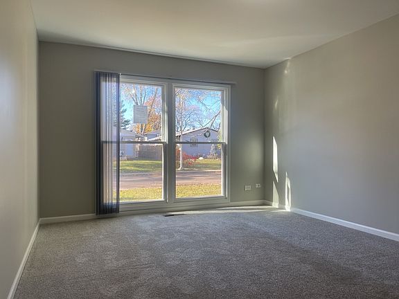 5th image of 739 Houston Dr