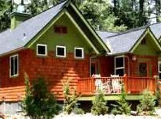 26560 Lake Ln, Idyllwild, CA 92549