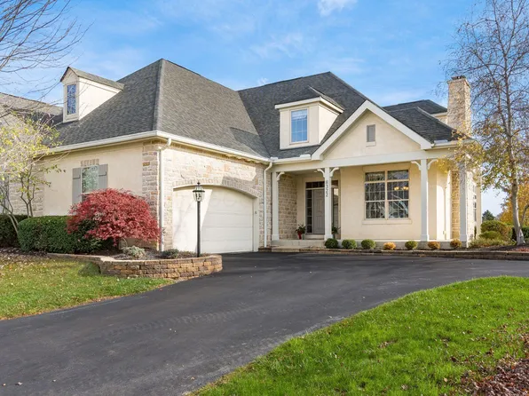 8322 Dolman Dr, Powell, OH 43065