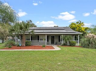 325 W Retta St, De Leon Springs, FL 32130