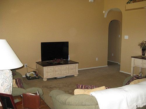 2nd image of 2701 Curtis Dr