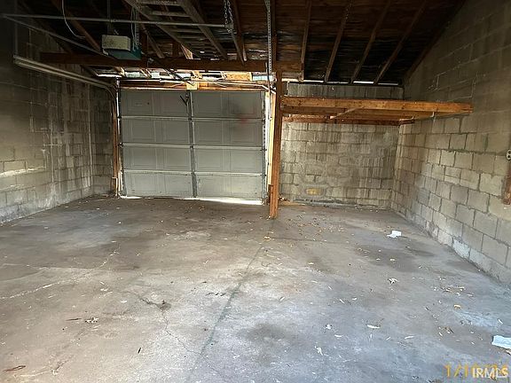 4th image of 204 W Louisiana St
