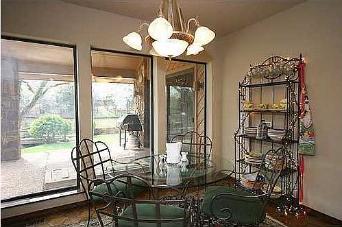 Breakfast Room with View