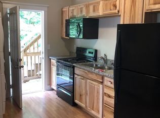 323 School St APT 3, Berlin, NH 03570
