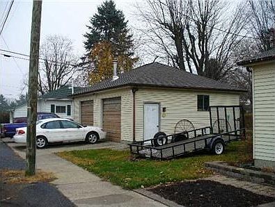 4th image of 50 N 31st St