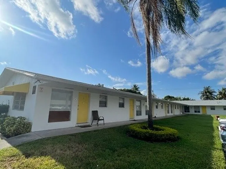 2436 Van Buren St — Photo 3