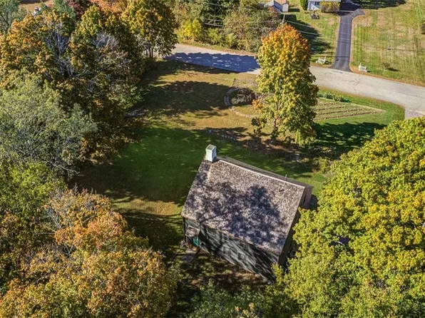 1147 Great Rd, Lincoln, RI 02865