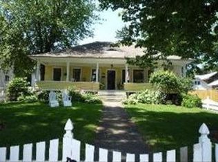 239 N Batavia Ave, Batavia, IL