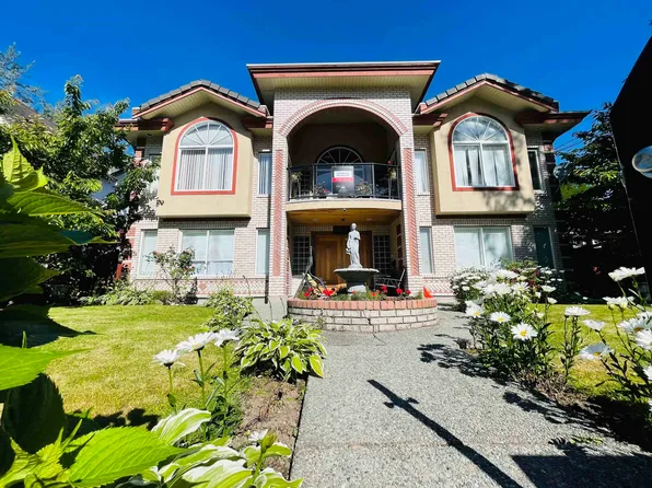 37979 5th Ave, Squamish, BC V8B 0P7