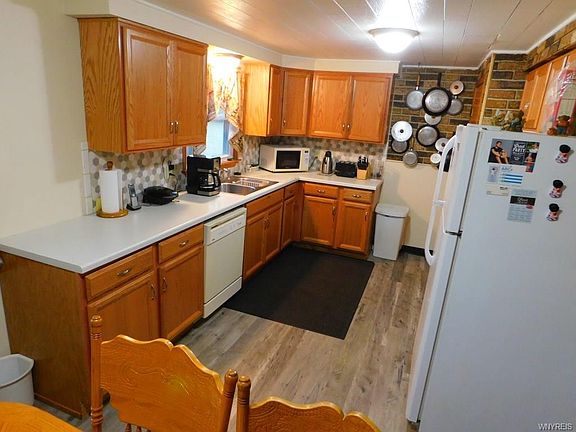 4th image of 188 Duffy Dr
