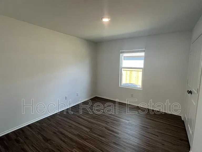 283 Silver Glen Dr #1 — Photo 14