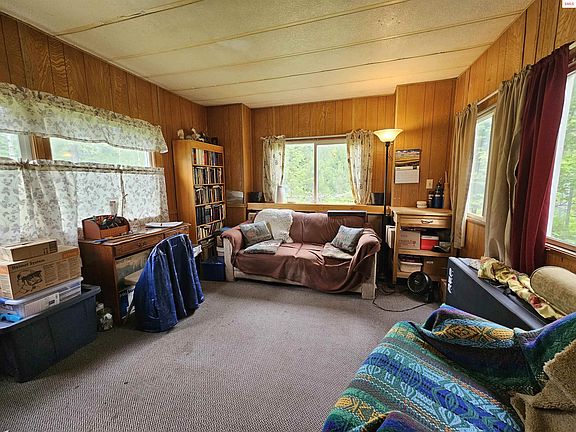 4th image of 109 Geronimo Ln