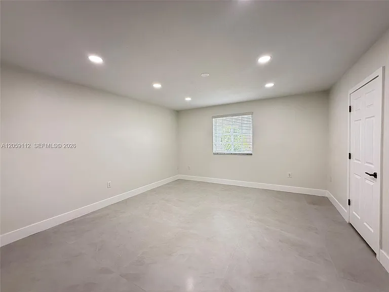 3514 W 76th St #201 — Photo 9