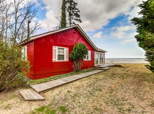 242 James River Lndg, Spring Grove, VA 23881