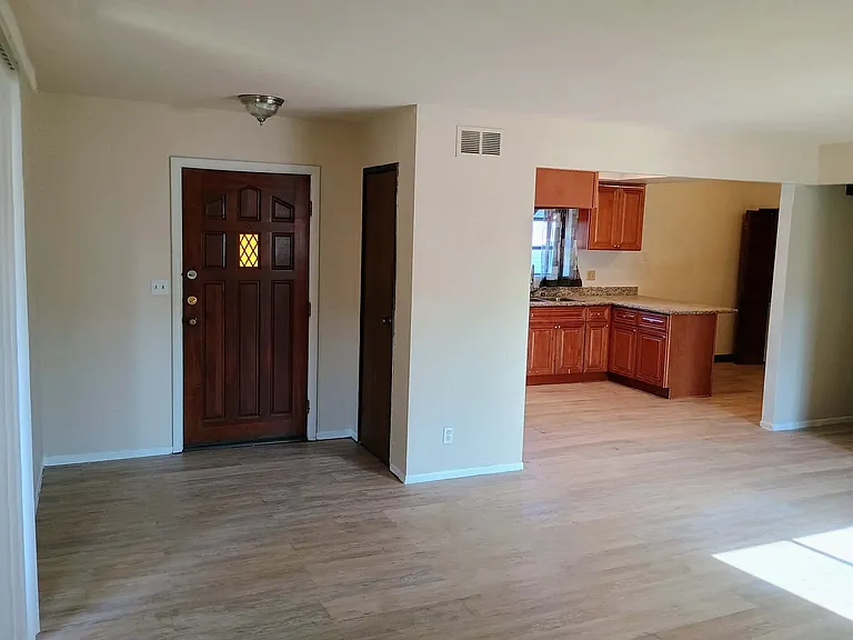 1319 N Azusa Ave #4 — Photo 13
