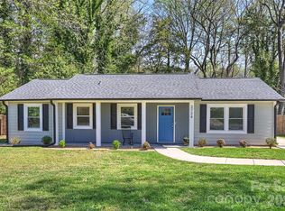 3724 Cobbleridge Dr, Charlotte, NC 28215
