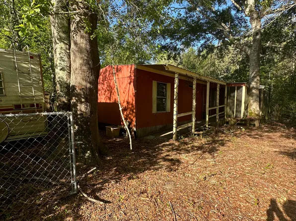 23521 River Ridge Dr, Saucier, MS 39574