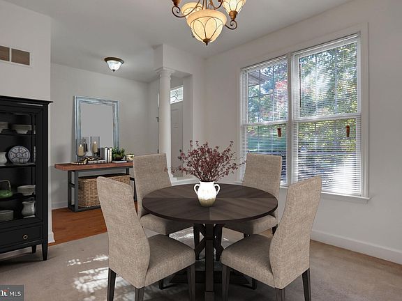 4th image of 2 Kingswood Dr