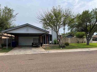 101 Wildwood Ln, Laredo, TX 78041