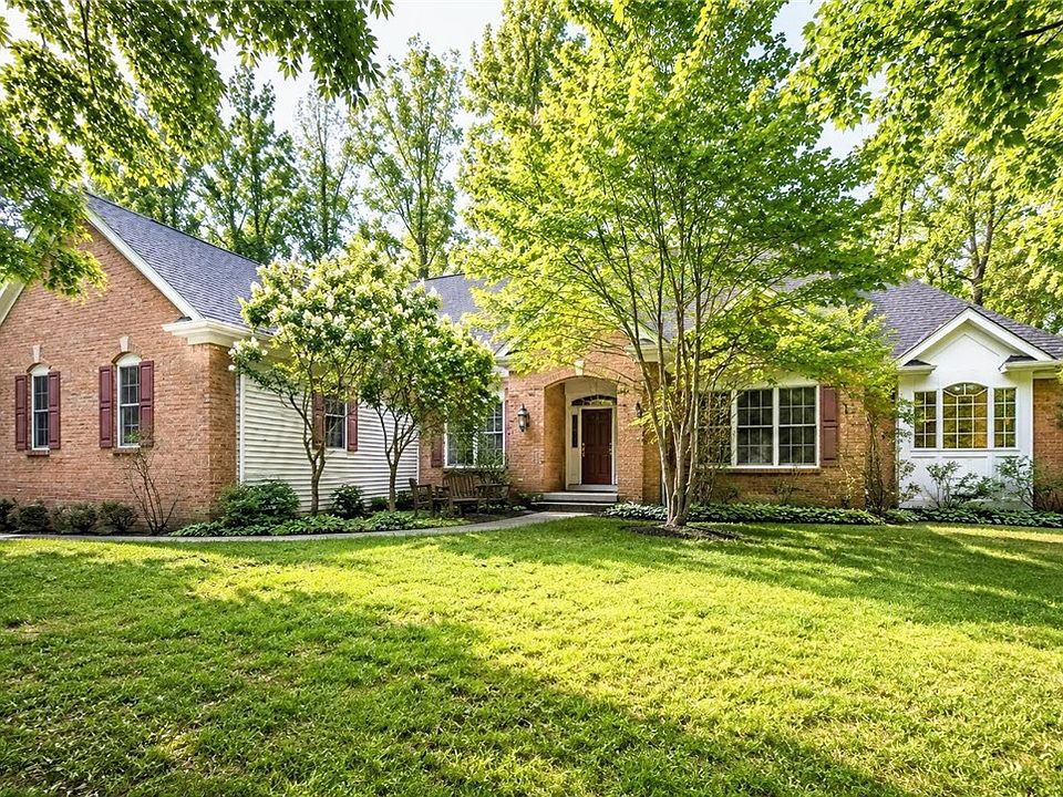 1st image of 304 Belvista Dr
