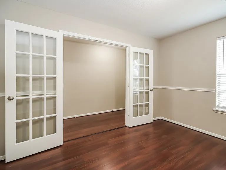 4601 Clemwood Ln — Photo 9