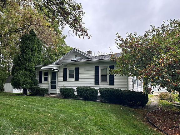 5th image of 753 Worm Dr NE