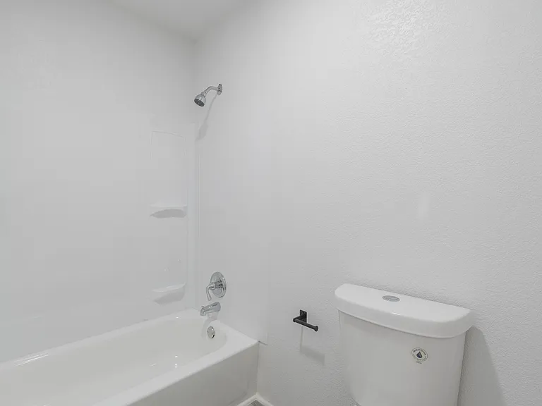 Red Bay Apartment Complex — Photo 50