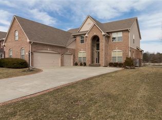 8346 Thorn Bend Dr, Indianapolis, IN 46278