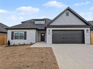 6905 SW Basswood Ave, Bentonville, AR 72713