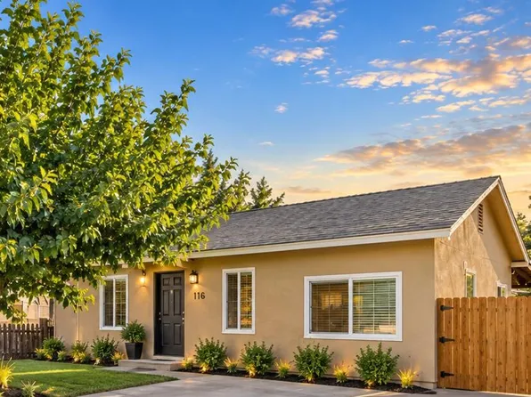 116 S West Street, Tulare, CA 93274