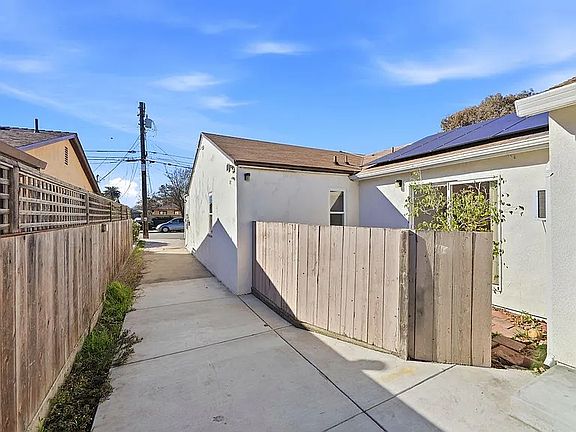 3rd image of 264 N 34th St #1