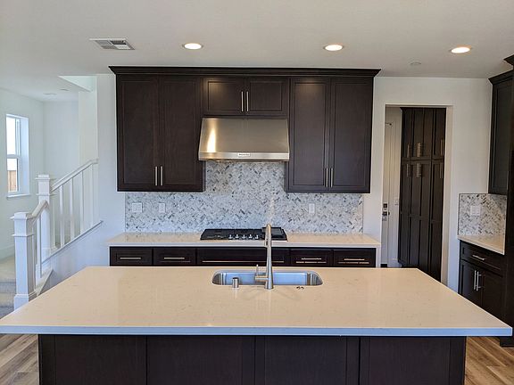 Surf House Lot 367 Kitchen