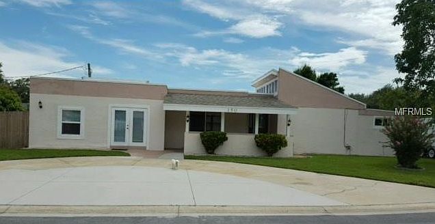 1st image of 150 Ivy Dr