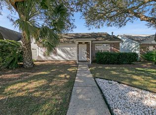 223 Parkwood Cir, Niceville, FL 32578