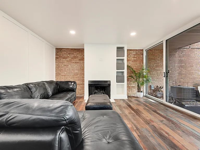 6023 Forest View Rd #1E — Photo 16