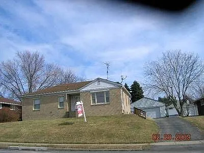 919 Indiana Ave photo 1