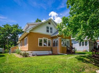 1524 28th St, Rock Island, IL