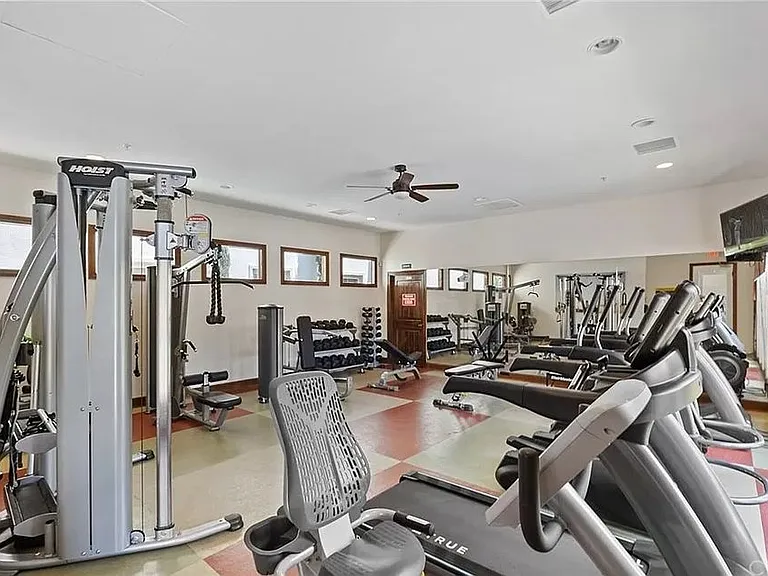 450 E Santa Ana St — Photo 27