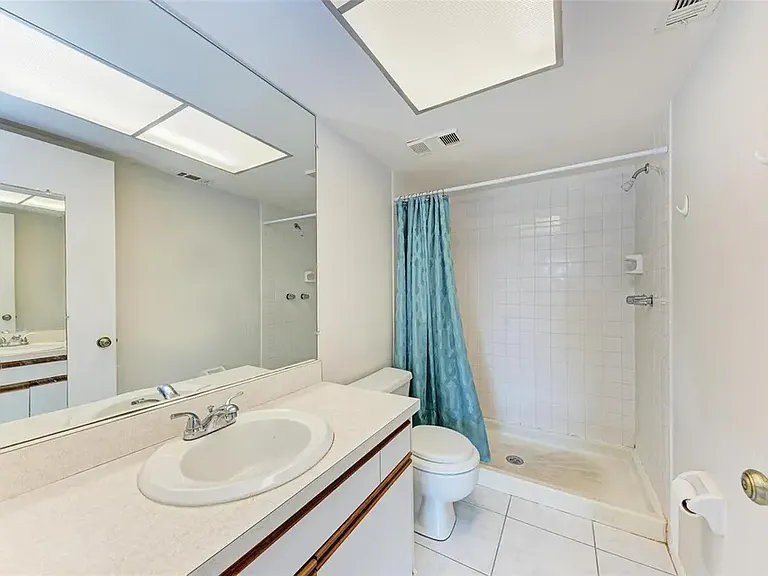 505 30th Ave W #E407 — Photo 9