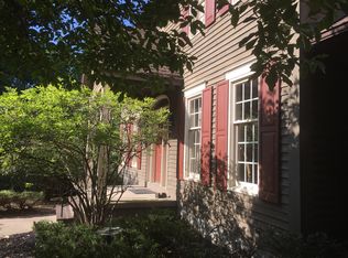 49 Oaktree Ln, Colonie, NY 12309