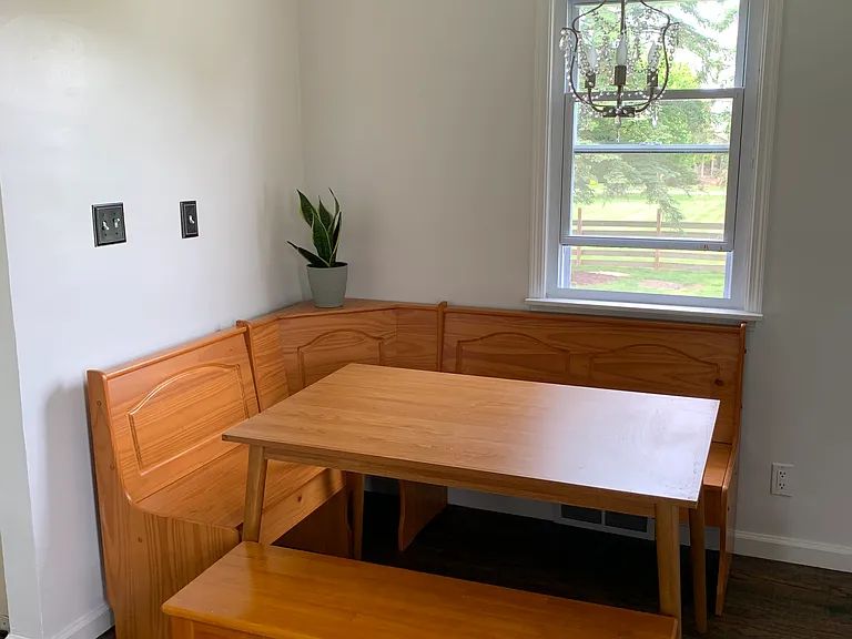141 Homewood Ave — Photo 12