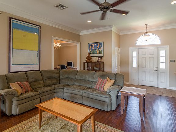 3rd image of 2060 Bayou Bend Dr