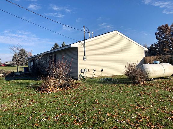 5th image of 2428 Troys Dr