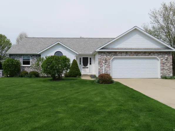 19341 Yoder Dr, Goshen, IN 46528