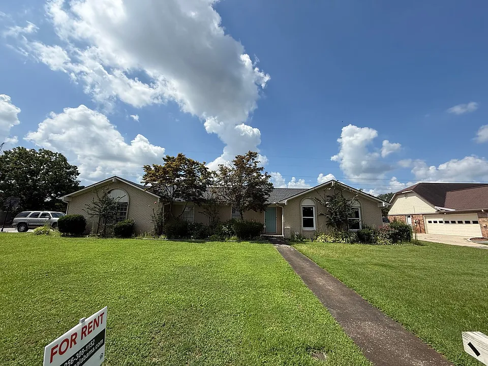 2301 Anderson Dr SW