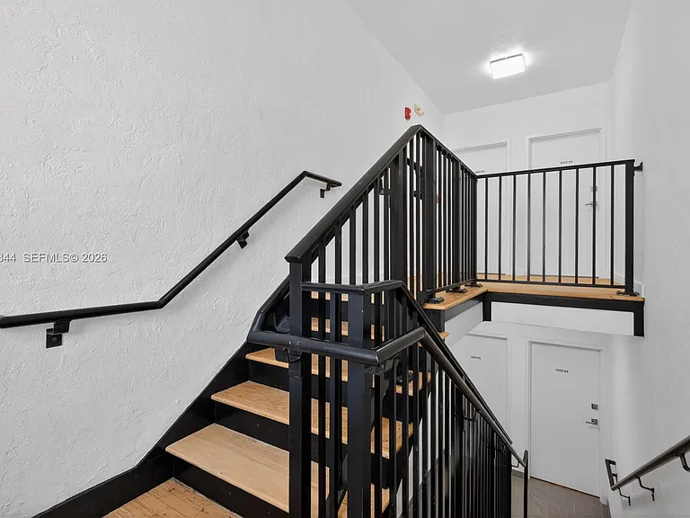 1552 Euclid Ave #4 — Photo 28
