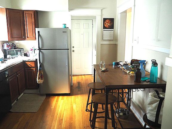 3rd image of 266 New Scotland Ave