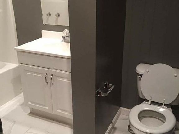 2nd image of 203 Main St APT 207